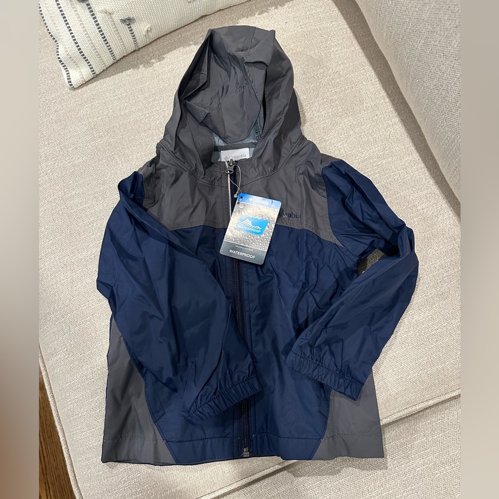 Columbia raincoat 4T NWT